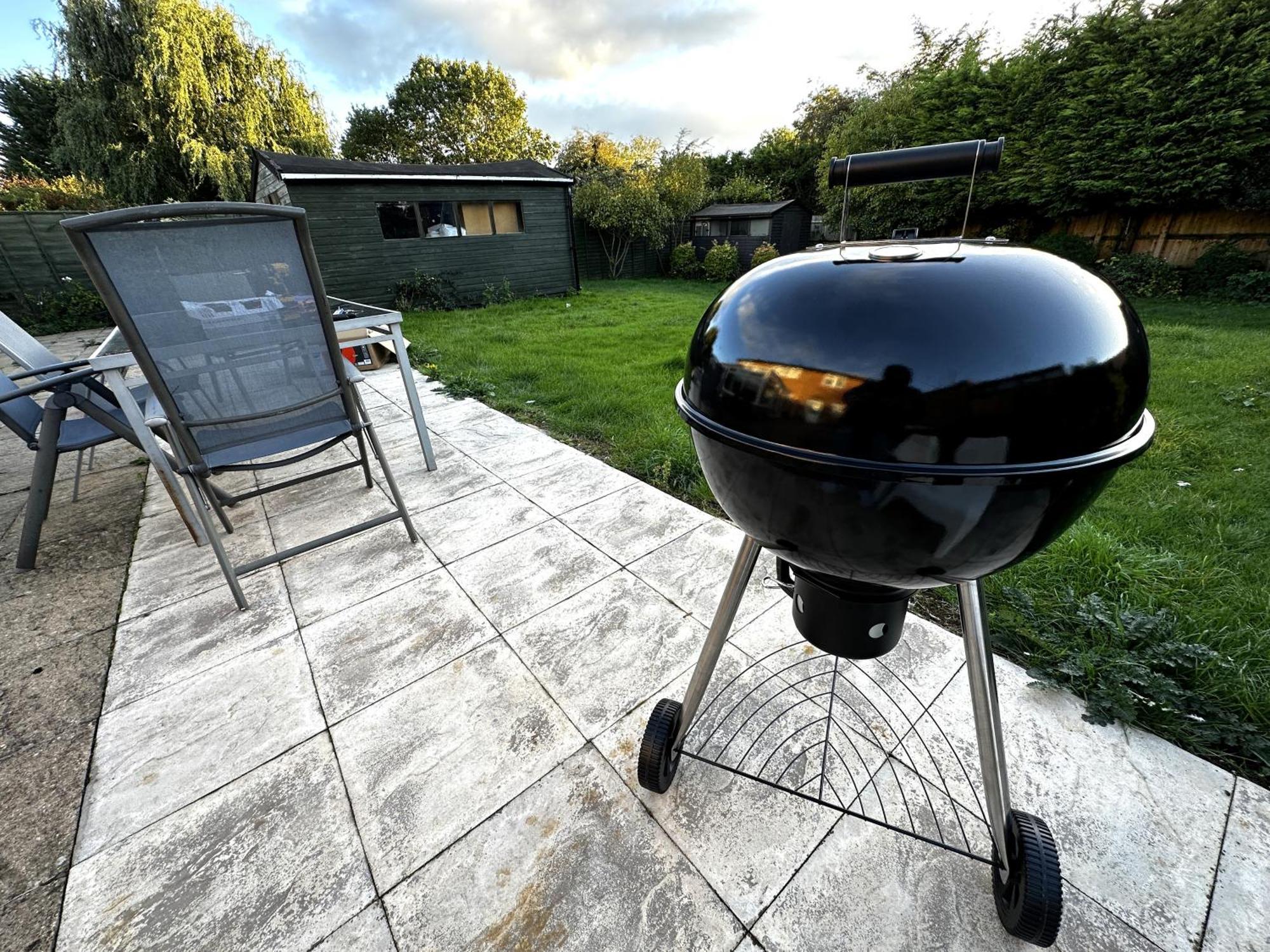 Kennedy Villa - 5 Bedroom House With Hot Tub, Wifi, Free Parkings, Close To Bicester Village Exterior photo